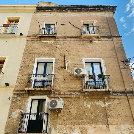 Donna Jona Apartment Trapani Bagian luar foto