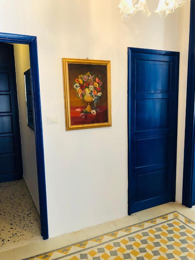 Donna Jona Apartment Trapani Bagian luar foto
