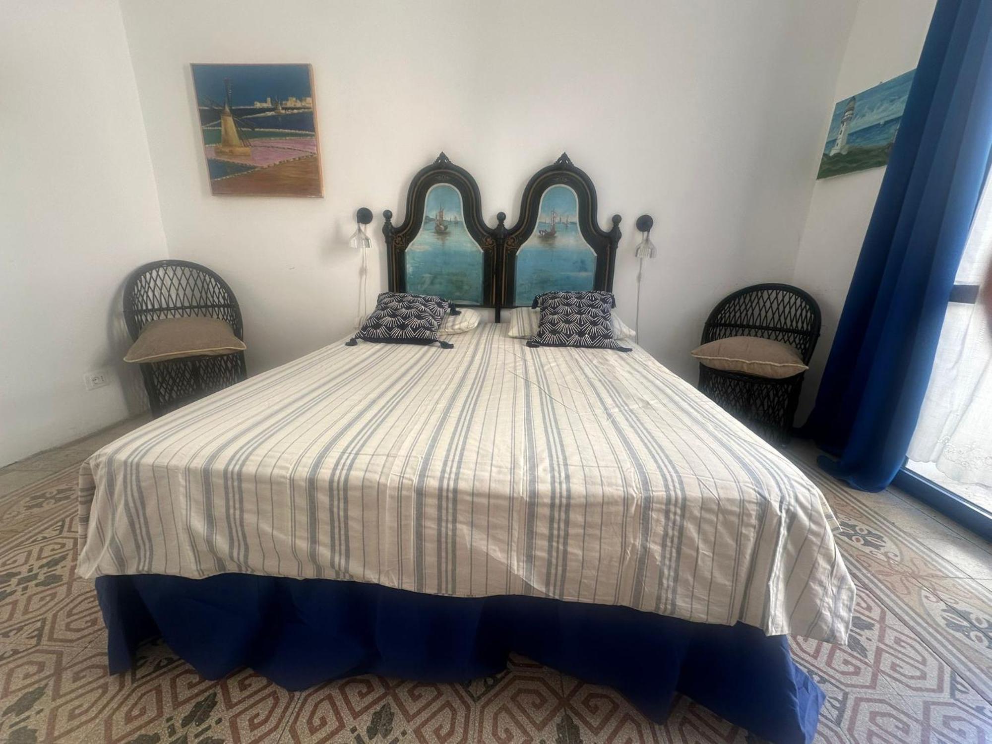 Donna Jona Apartment Trapani Bagian luar foto